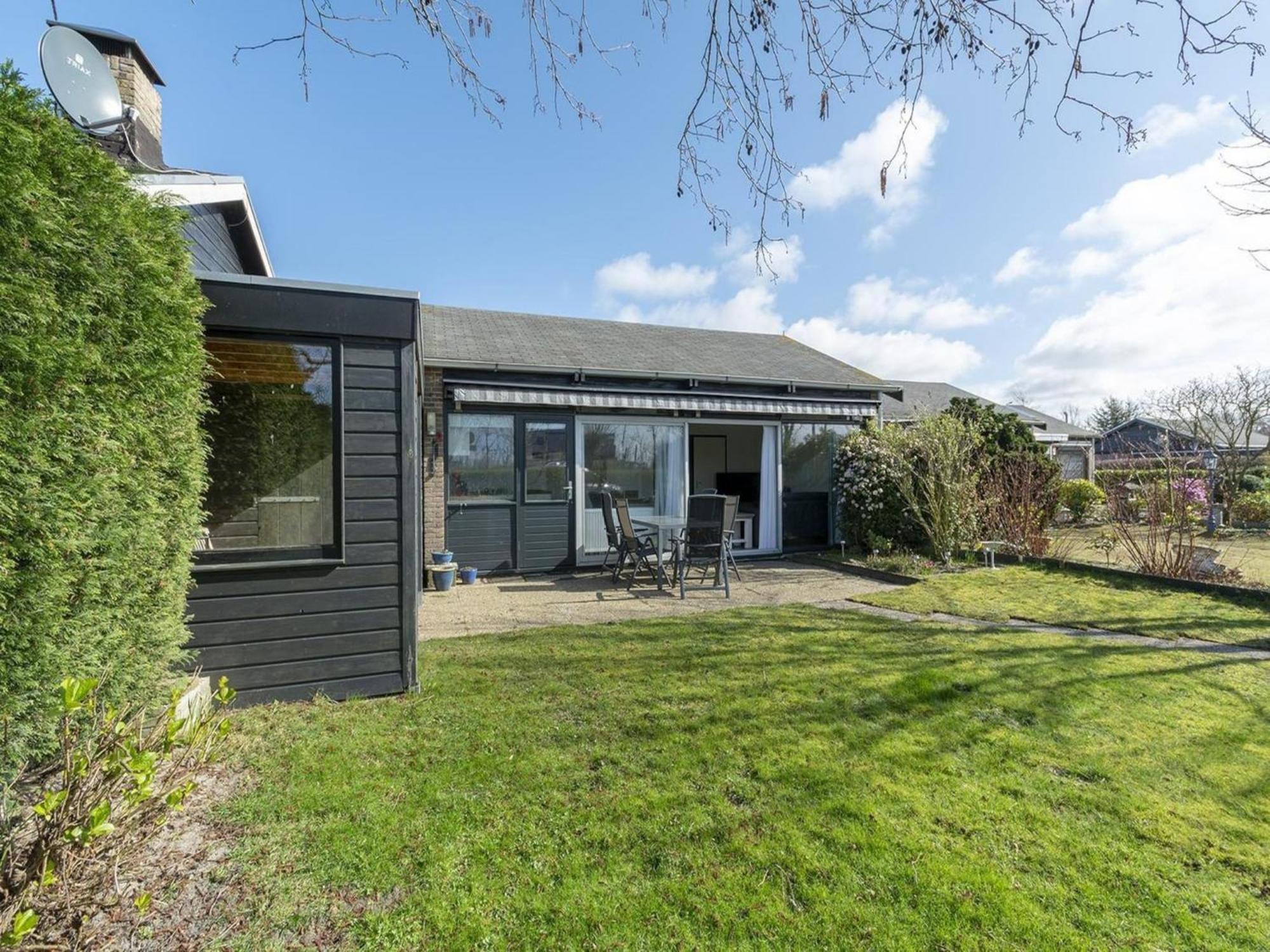 Exquisite Bungalow By The Sea Sint Maartensvlotbrug Exteriér fotografie